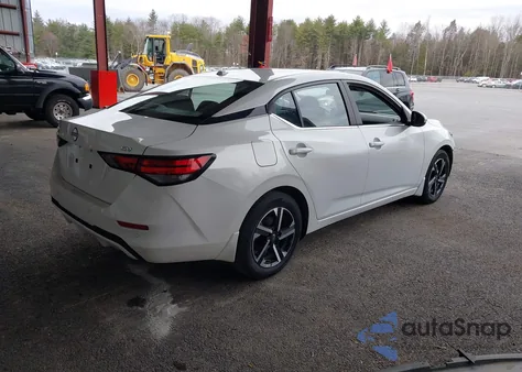 2024 Nissan Sentra Sv Xtronic Cvt z USA, uszkodzony, nr VIN 3N1AB8CV1RY203781